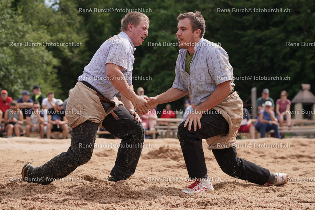 DSC09597-2 | René Burch leidenschaftlicher Fotograf aus Kerns in Obwalden.  Hier finden sie Sport, Landschaft und Natur Fotografie.
 - Realisiert mit Pictrs.com