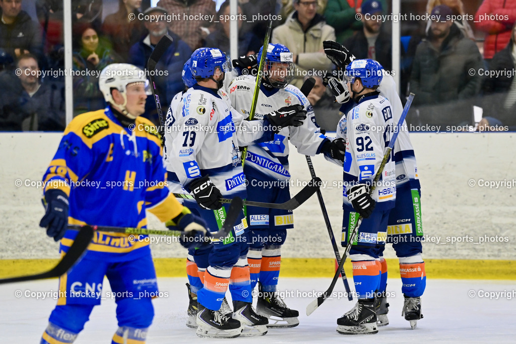 1. EHC Althofen vs. ESC Sparkasse Steindorf  | #79 Petrik Benjamin ESC Steindorf, #81 Cimzar Tadej ESC Steindorf, Jubel ESC Steindorf, #57 Wilfan Franz ESC Steindorf, #92 Ratz Patrick ESC Steindorf, 1. EHC Althofen vs. ESC Sparkasse Steindorf , 1. EHC Althofen vs. ESC Sparkasse Steindorf  am 08.03.2026 in Althofen (Stadthalle Althofen), Austria, (Photo by Bernd Stefan)