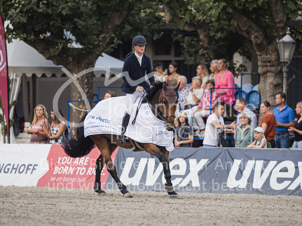 230909_OWLCh_Championat-626 | Deine schönsten Turniermomente als professionelle Fotos! Entdecke hochwertige Pferdesport-Fotografie im Online-Shop. Jetzt Fotos finden & bestellen!