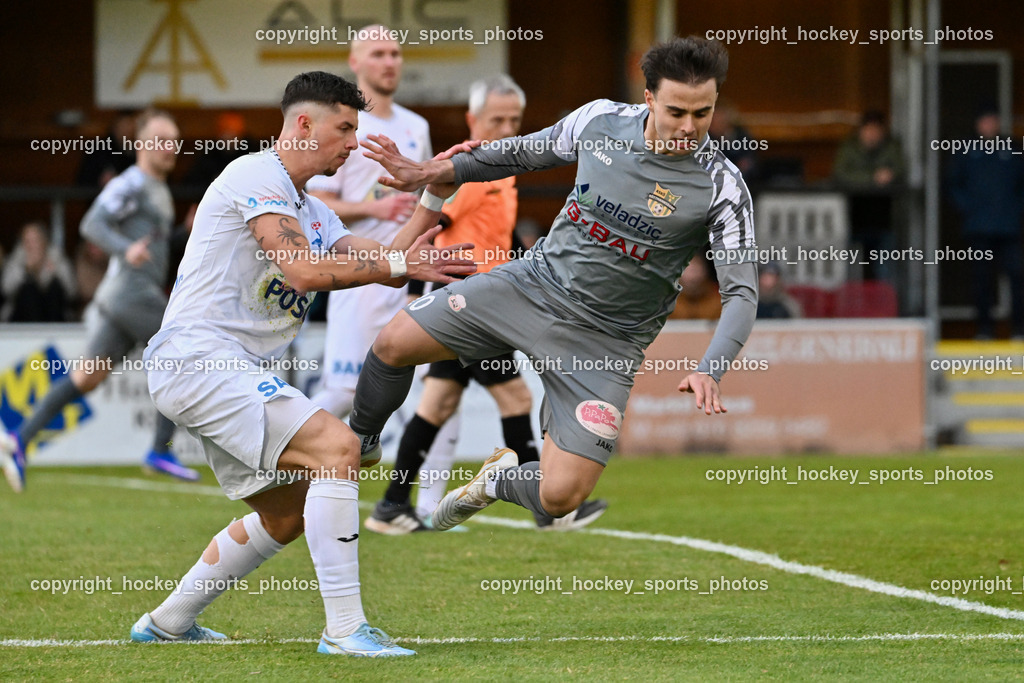 SAK vs. ASKÖ Köttmannsdorf | #17 Timo Todor-Kostic SAK, #20 Daniel Hans Genser ASKÖ Köttmannsdorf, Flugeinlage, SAK vs. ASKÖ Köttmannsdorf, SAK vs. ASKÖ Köttmannsdorf am 02.04.2026 in Klagenfurt (Sportpark Welzenegg), Austria, (Photo by Bernd Stefan)