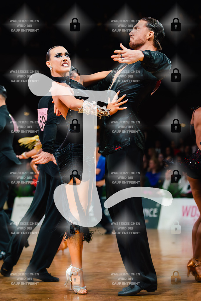 GOC 2025 - WDSF GrandSlam Latin 26th (3) Justin Lauer _ Rita Schumichin (Germany)-2025-08-23-3951 | Webshop for digital downloads and prints of dance sport, event & show photographer Julian Link - Realisiert mit Pictrs.com