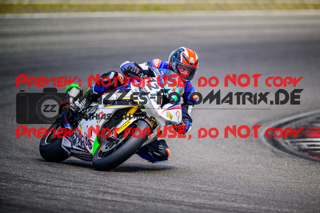 MaZZes_FotoMatrix_240717_6007705_6712 | GELB