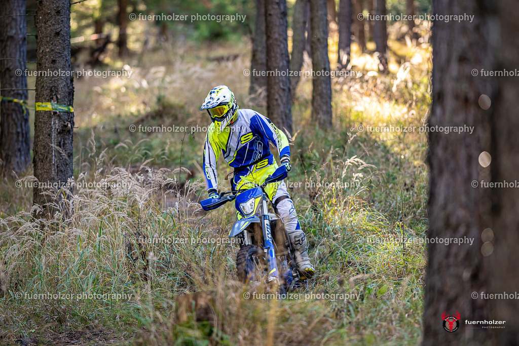 fuernholzer_251026-C2-2 | Fotografische Impressionen von der Red Stag Enduro Extreme by fuernholzer-photography.com. Endurosport in Österreich fotografisch festgehalten von fuernholzer. Auftragsfotografie für Private, Gewerbefotos und Industriefotografie. Eventfotografie, Sportfotografie und Motorsportfotografie. Anbieter von Fotoworkshops, Fototraining, fotografischen Vorträgen und Fotoseminaren.