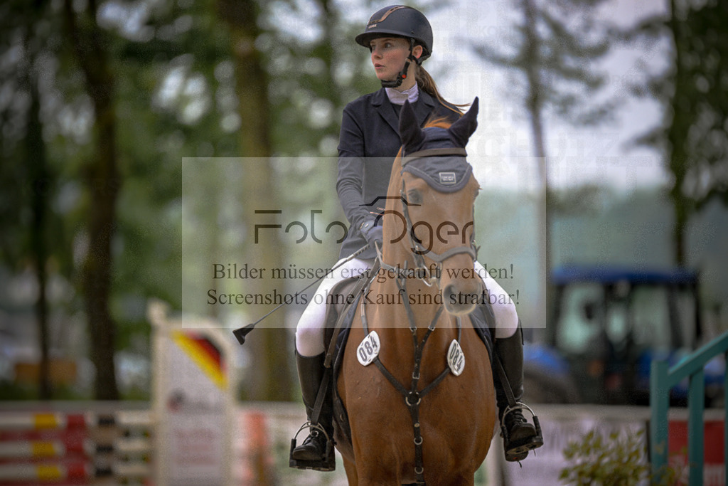 20240505-DOS_7246 | Entdecke hochwertige Reitturnierfotos von Foto Oger. Professionell, emotional und authentisch – jetzt Lieblingsmomente im Shop bestellen.Deutschlandweite Turnierfotografie. - Realisiert mit Pictrs.com