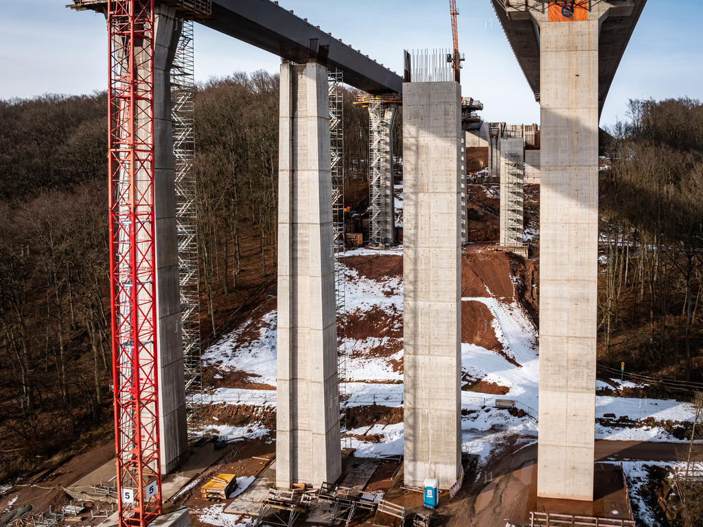 2026-02-04_Oberthulba_128 | Luftbild, Drohne, Multicopter, Bayern, Luftbilder, Luftbildshop, Jan R. Schäfer, aerialphotography, Abzüge, Luftaufnahmen, J1-Luftbild, J1-Fotografie und Luftbildservice, Würzburg, fineart, Abzüge, Drucke, Glasdruck - Realisiert mit Pictrs.com