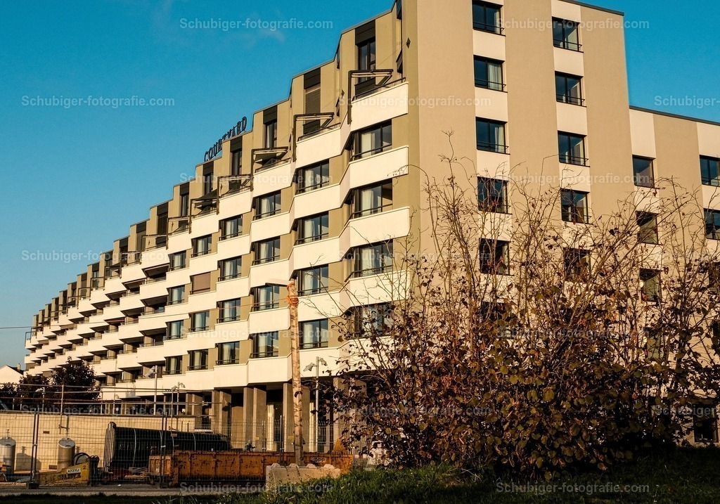 Überbauung Esplanade | Überbauung Esplanade - Realisiert mit Pictrs.com