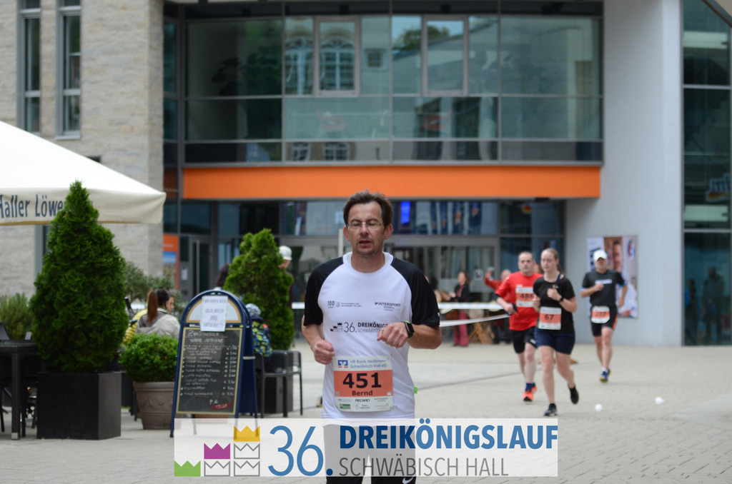 VR Bank Hauptlauf 10km | 3königslauf 2022 VR Bank Hauptlauf - Realisiert mit Pictrs.com