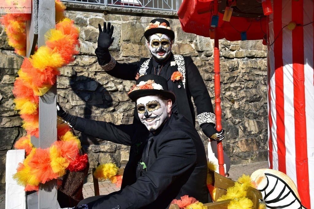 FaMoUmzug-039-RA | Fotoblog Schwarzwald, Foto Blog Wiesental, Pfaffenberg, Winterzauber, Zeller Bergland, Zell im Wiesental, Fotoblog Wiesental, Landschaftsfotos, Bilder Wiesental, Natur, Naturbilder, Fastnacht, Zeller Fastnacht, Zeller Fasnacht, Zeller Bergland, Belchen, - Realisiert mit Pictrs.com