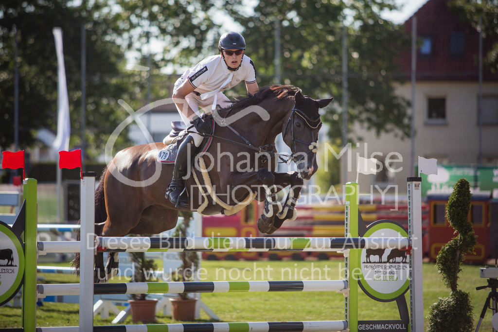 220716_LC_Waldbach-502 | Deine schönsten Turniermomente als professionelle Fotos! Entdecke hochwertige Pferdesport-Fotografie im Online-Shop. Jetzt Fotos finden & bestellen!