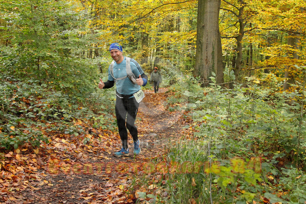 251026_1312_EV4_6645 | Sportfotografie im Rhein-Sieg Kreis, Köln, Bonn, NRW, Rheinland Pfalz, Hessen, etc. Unser Tätigkeitsfeld umfasst den Laufsport vom Volkslauf über den Marathon, Duathlon, Triathon bis zum Ultralauf wie Kölnpfad Ultra oder Schindertrail.