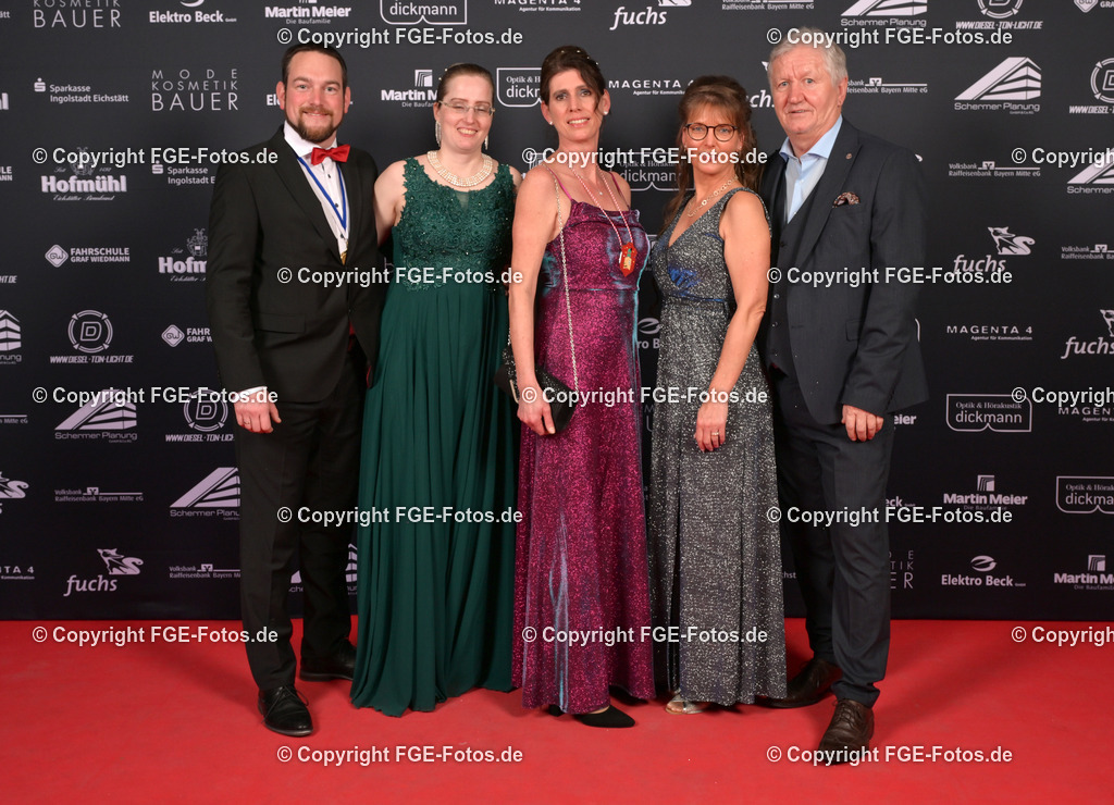 20250208-fge-hofball-0346 | Hofball der FGE am 08.02.2025 im Alten Stadttheater in Eichstätt. - Realisiert mit Pictrs.com