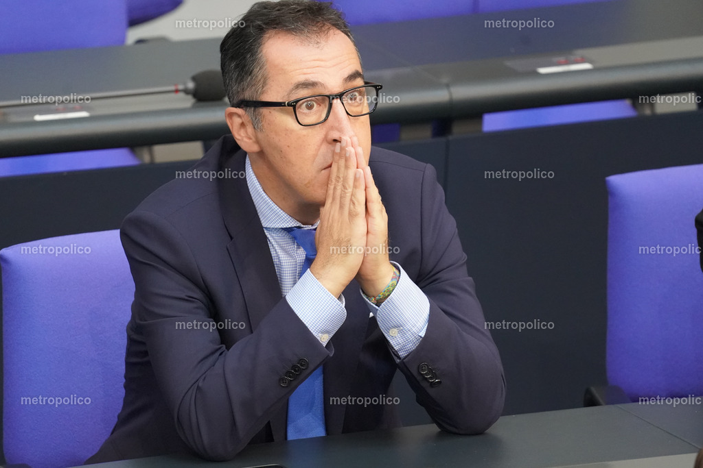 Cem Özdemir (7) | Metropolico