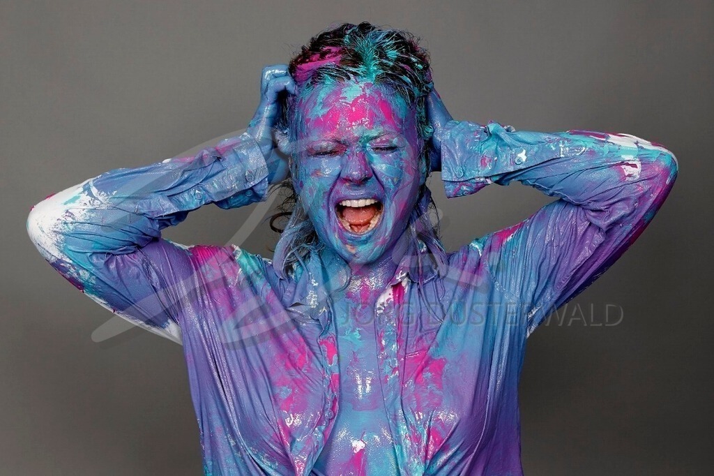 BodyArt-COLORSHIRT_1487 | #015 | Modell: Alena | Foto: Tschiponnique Skupin - Realisiert mit Pictrs.com