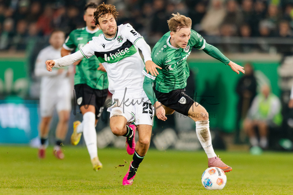 2. Bundesliga, Saison 2025/26, 15. Spieltag: SC Preußen Münster - Hannover 96 | Münster, 05.12.2025: 2. Bundesliga, 15. Spieltag, SC Preußen Münster gegen Hannover 96 im LVM-Preußenstadion in Münster. Foto: sportfotografie.ms | Markus Paletta - Realisiert mit Pictrs.com