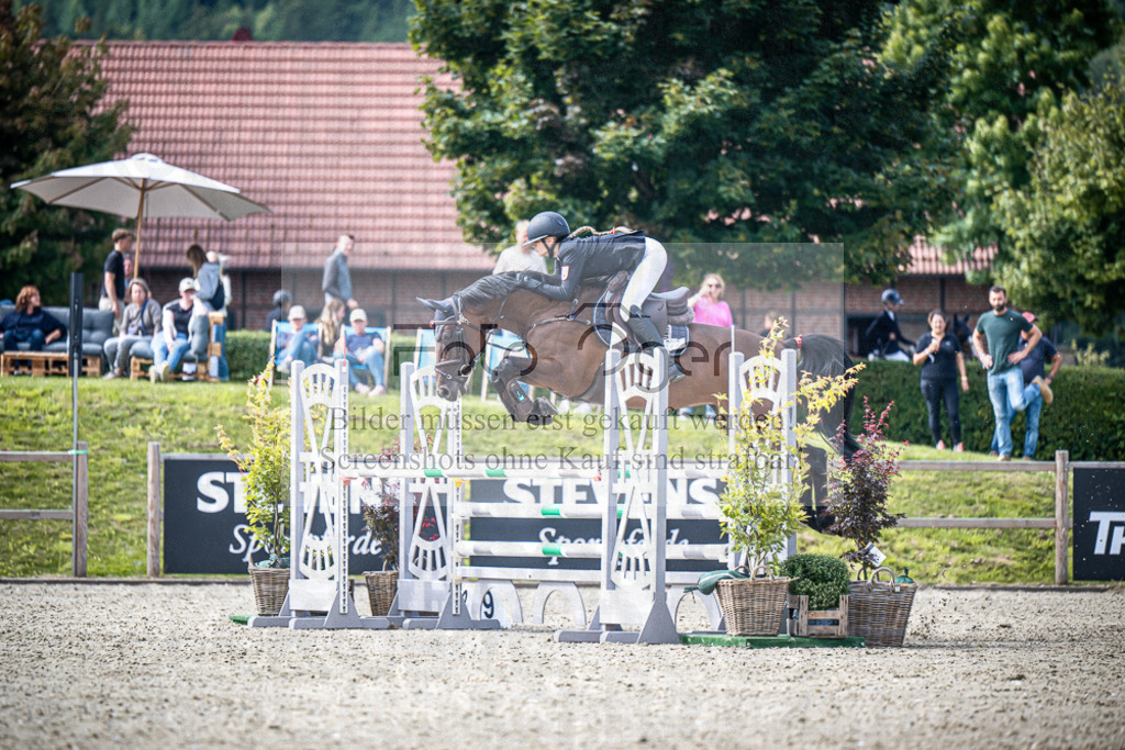 DOS_0169 | Entdecke hochwertige Reitturnierfotos von Foto Oger. Professionell, emotional und authentisch – jetzt Lieblingsmomente im Shop bestellen.Deutschlandweite Turnierfotografie. - Realisiert mit Pictrs.com