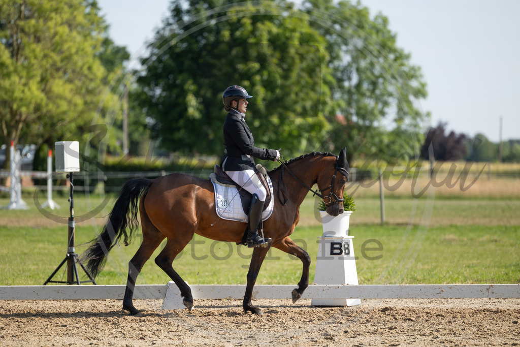 994A4380 | sabrinanicolaifotografie - Realisiert mit Pictrs.com
