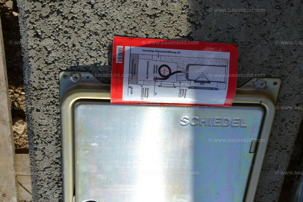 bib-lg08-schornstein-0008 | Nach LV-Leistungsgruppen sortierte Detailfotos über den Bau eines Hauses. Alle Hausbau-Bilder direkt vom Urheber und Autor der Website Haus-Selber-Bauen.com