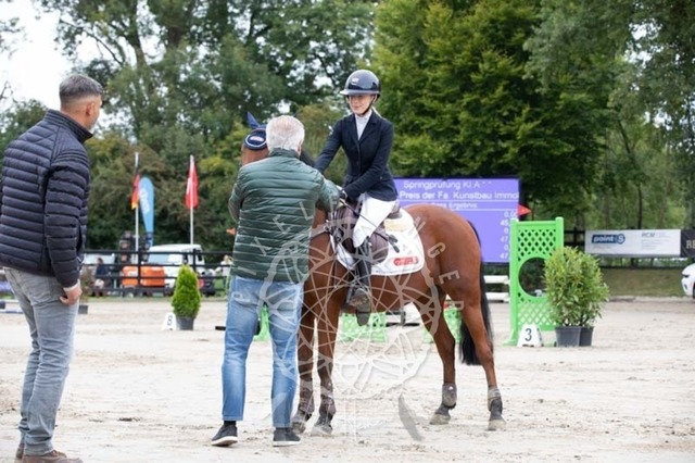 2B4A1678 | pixelfaenger - Realisiert mit Pictrs.com