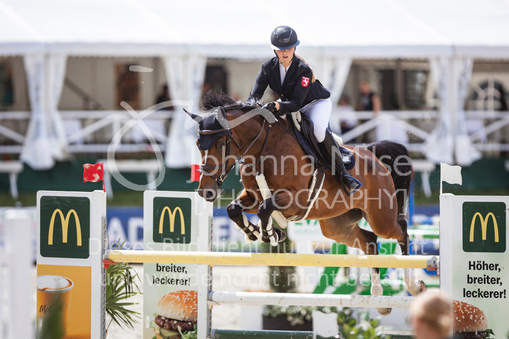 240714_BHO_M2-Spr-2-347 | Deine schönsten Turniermomente als professionelle Fotos! Entdecke hochwertige Pferdesport-Fotografie im Online-Shop. Jetzt Fotos finden & bestellen!
