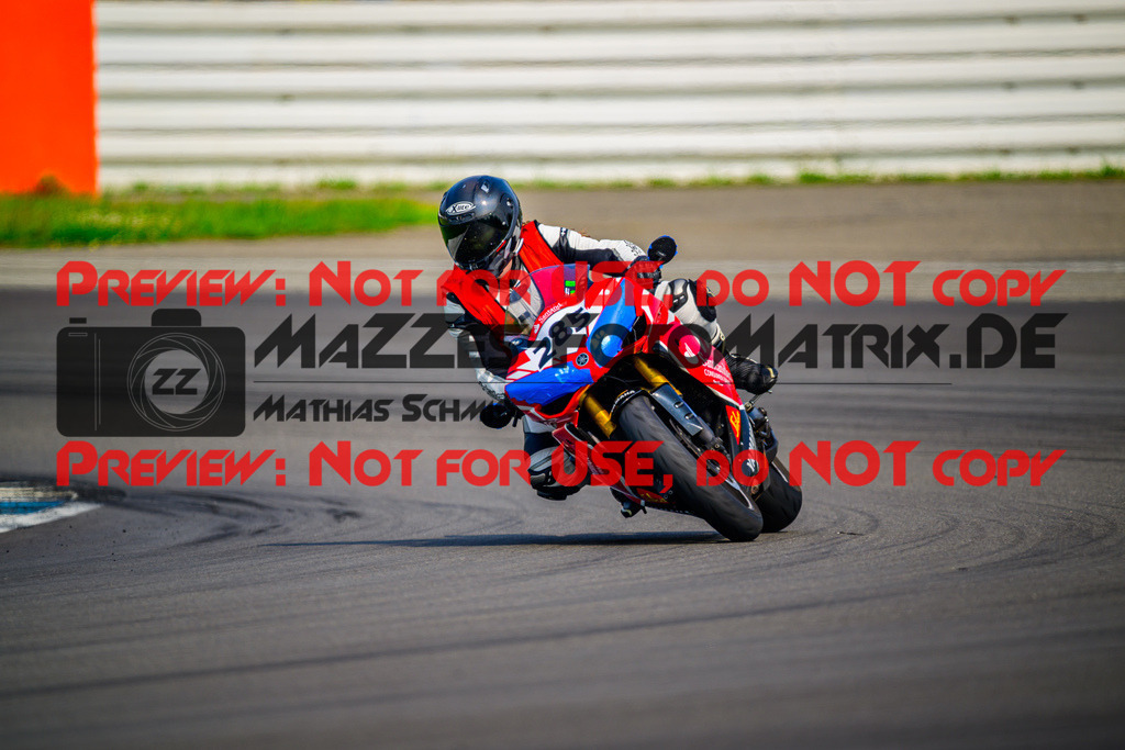 MaZZes_Fotomatrix_20250609_6007705_4225 | INST