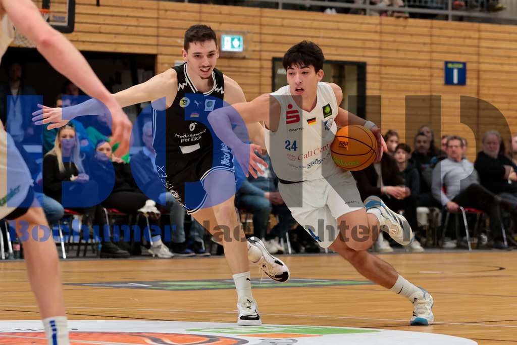 SES_BOCBAY20250209-59 | bond - Realisiert mit Pictrs.com