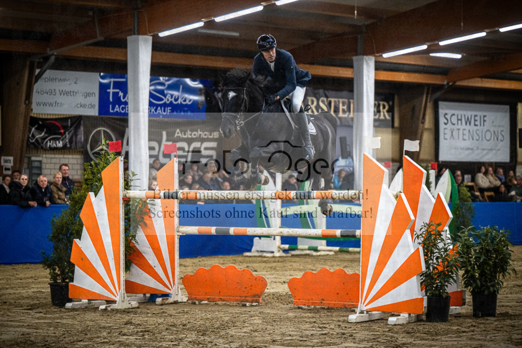 DOS_1495 | Entdecke hochwertige Reitturnierfotos von Foto Oger. Professionell, emotional und authentisch – jetzt Lieblingsmomente im Shop bestellen.Deutschlandweite Turnierfotografie. - Realisiert mit Pictrs.com