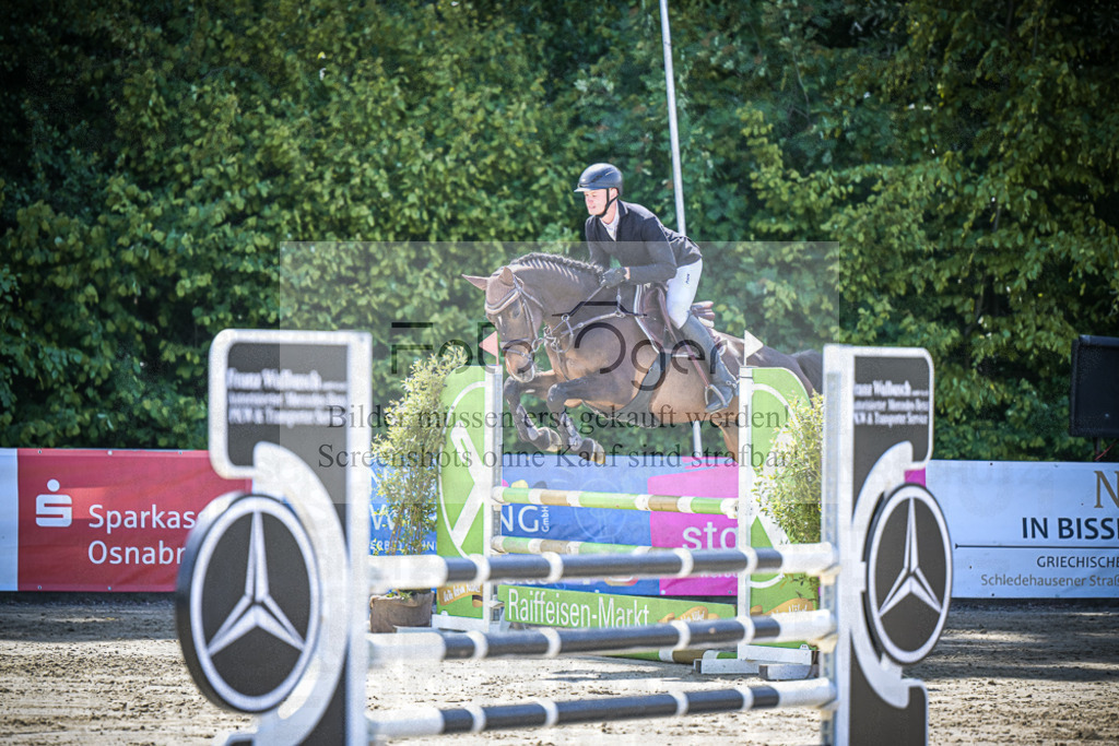 DOS_4181 | Entdecke hochwertige Reitturnierfotos von Foto Oger. Professionell, emotional und authentisch – jetzt Lieblingsmomente im Shop bestellen.Deutschlandweite Turnierfotografie. - Realisiert mit Pictrs.com