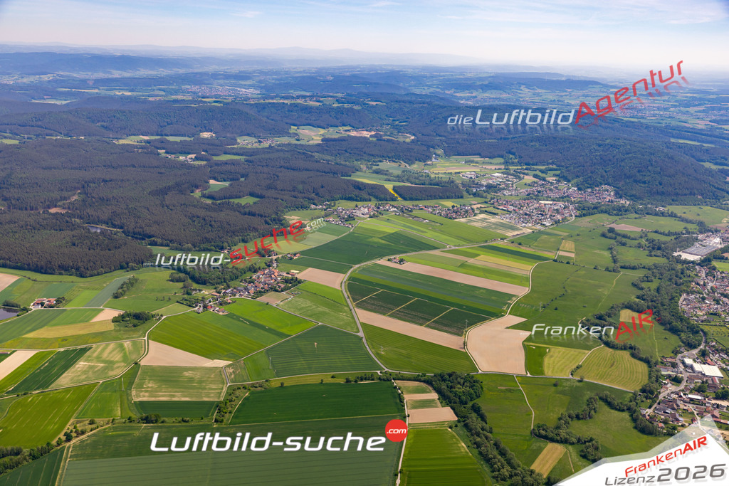 Die Luftaufnahme Schwärzdorf - Mitwitz wurde 2022 vom Flugzeug aus (keine Drohne) erstellt. Hohe Auflösung -für große Poster und Wandbilder geeignet - Garantiert!