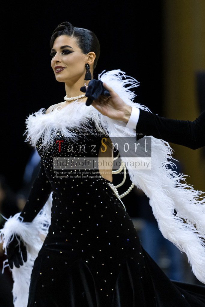 20241102_DC_HGR_Std_08416 | Tanzsportbilder, Standardtanz, Lateintanz, WDSF, DTV, LTVB, dancecomp, goc, hessen tanzt, blaues band der spree, walzer, tango, wiener walzer, slowfox, quickstepp, samba, rumba, cha-cha-cha, paso doble. jive, hd-kroft photography, turniertanzsport
