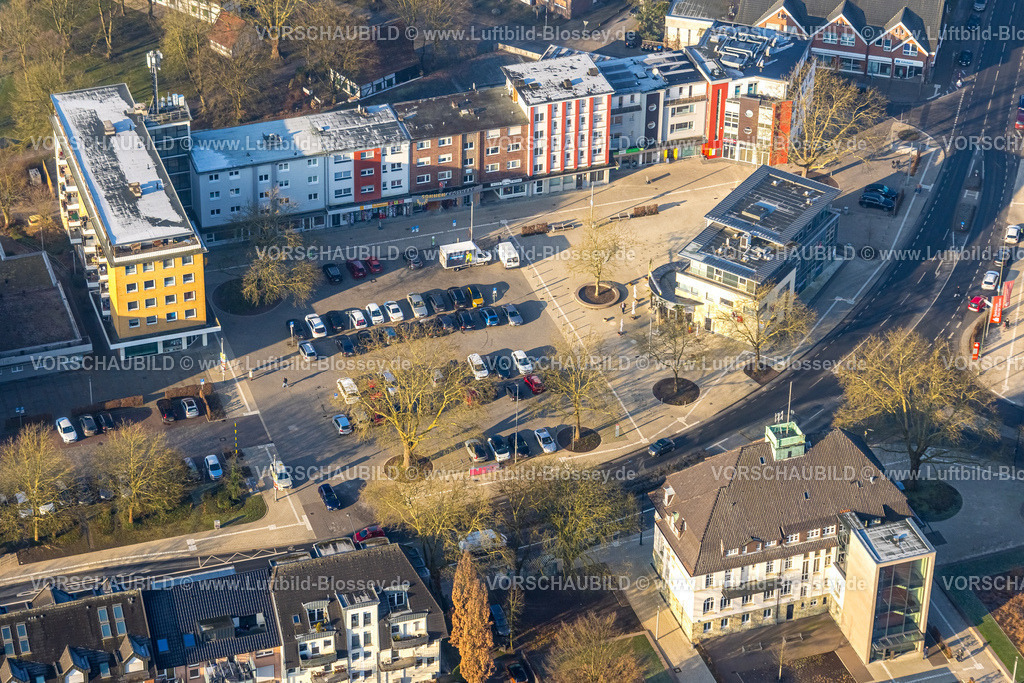 Hamm250200862Heessen-2 | Luftbild, Heessener Markt, Wohnhäuser und Geschäftshäuser an der Amtsstraße, Parkplätze, Stadtbezirk Heessen, Hamm, Ruhrgebiet, Nordrhein-Westfalen, Deutschland