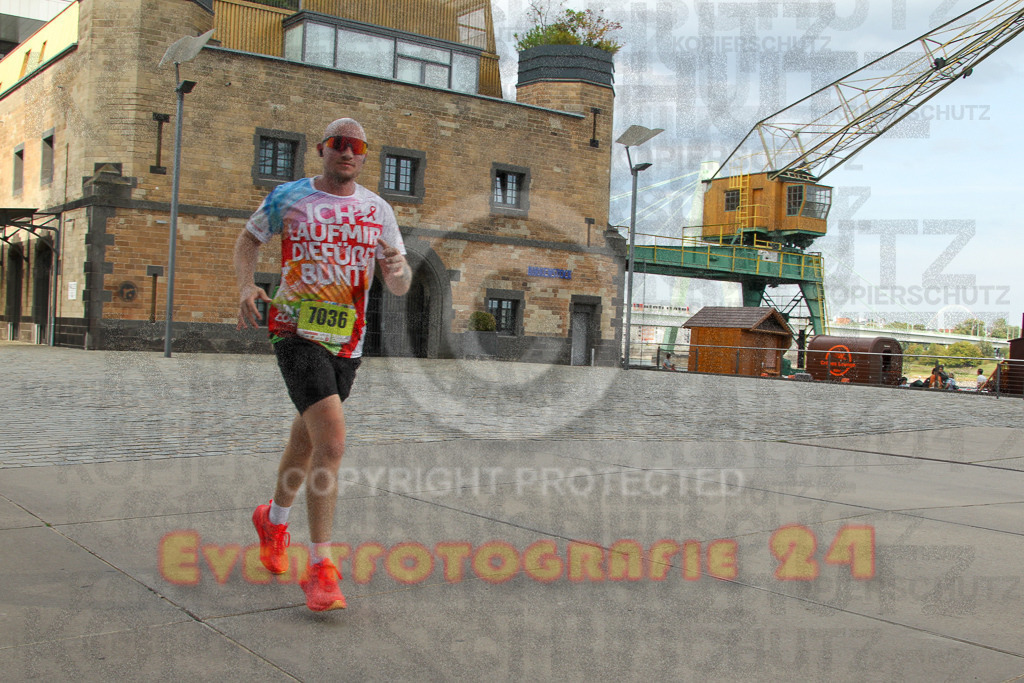 250920_1524_EV4_8680 | Sportfotografie im Rhein-Sieg Kreis, Köln, Bonn, NRW, Rheinland Pfalz, Hessen, etc. Unser Tätigkeitsfeld umfasst den Laufsport vom Volkslauf über den Marathon, Duathlon, Triathon bis zum Ultralauf wie Kölnpfad Ultra oder Schindertrail.