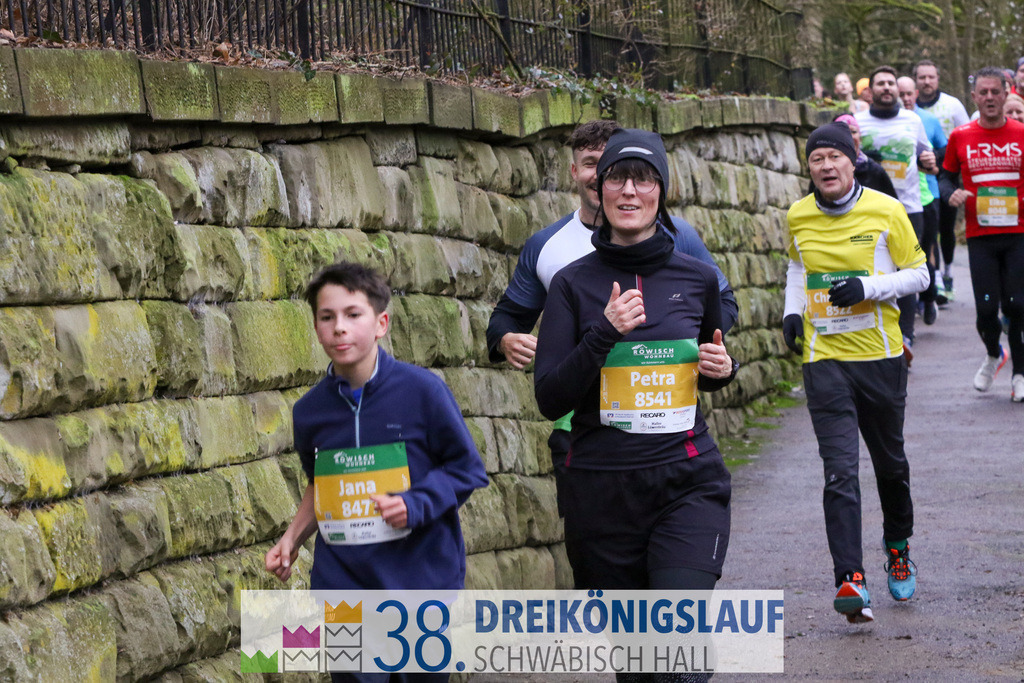 5km Roewisch Wohnbau Cup | 3 Koenigslauf 2024 5km Roewisch Wohnbau Cup - Realisiert mit Pictrs.com