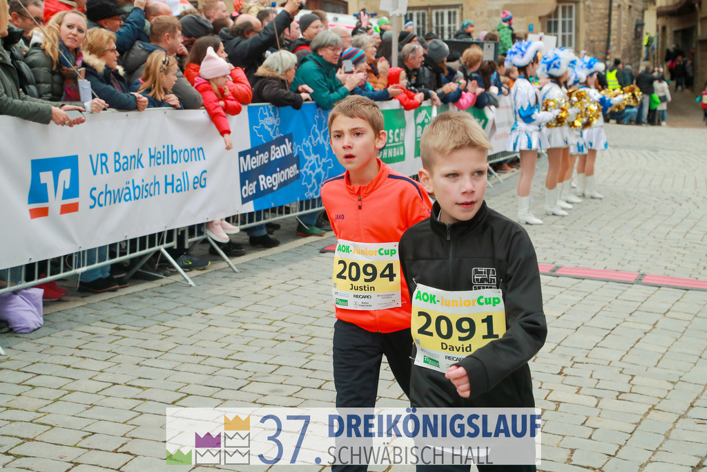 AOK JuniorCup 400m | 3Koenigslauf 2023 - Realisiert mit Pictrs.com