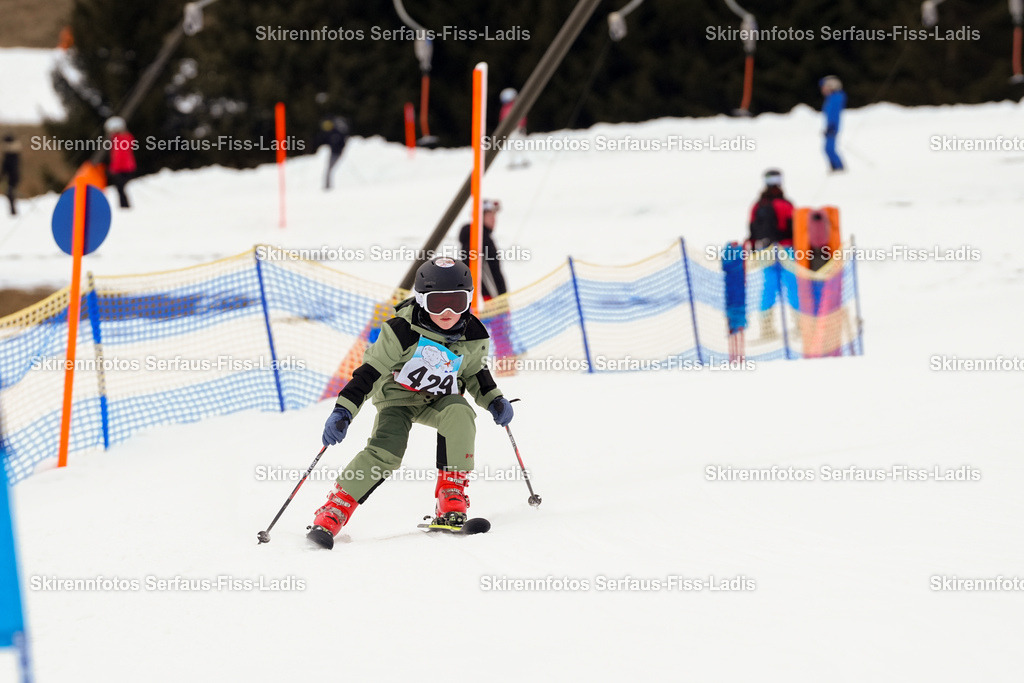 SRF_02.01.2026_0708 | Skirennfotos,Serfaus,Fiss,Ladis,Kinderskirennen,Winter,Tirol,Oberland,skirace,SFL,feelfree,weil wir's genießen,ski,Ski,skifahren,Sonnenplateau, - Realisiert mit Pictrs.com