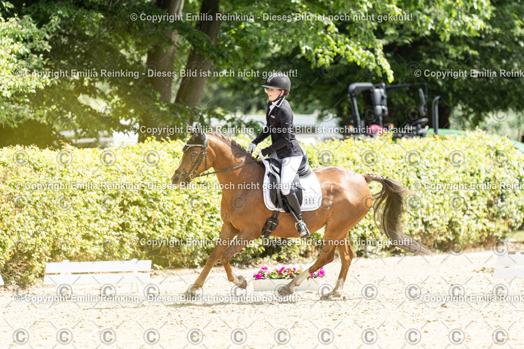 CL5A8697 | Emilia Reinking Fotografie - Realisiert mit Pictrs.com