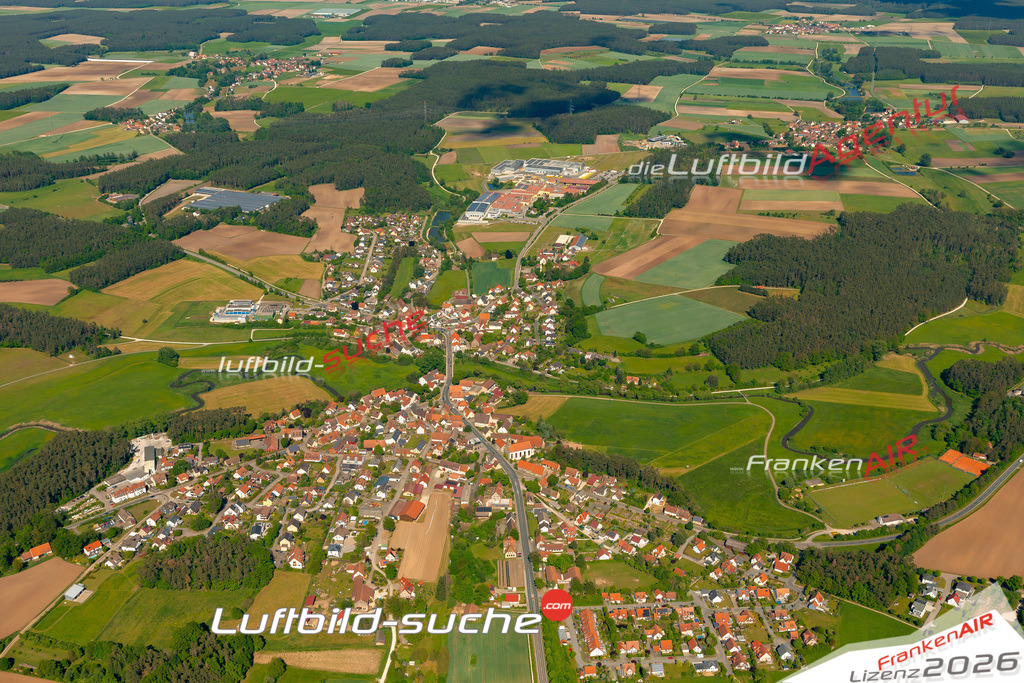 Das Luftbild zeigt : Wassermungenau Abenberg - Die Luftaufnahme wurde 2024 vom UL-Flugzeug aus erstellt ( keine Drohne ) - Hochauflösende Luftaufnahme - Für grossformatige Ausdrucke geeignet. Die Geschenkidee !Mit Lizenz und Bildrechte bestellbar