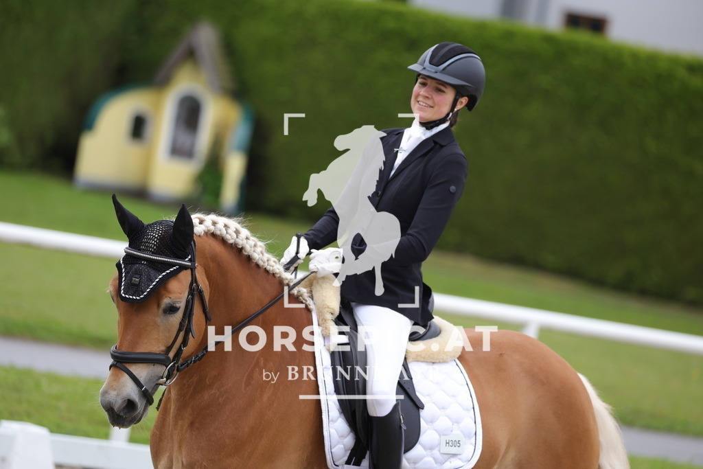 0P6A4390 | Willkommen bei Brunnmayr - Design & Fotografie – Ihrem Spezialisten für Reitturniere und Pferdeveranstaltungen in Oberösterreich, Salzburg und Bayern! Seit über 17 Jahren sind wir leidenschaftlich dabei.