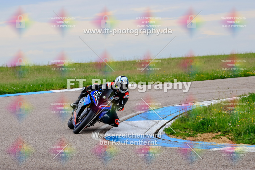 MotoTeam-2013 | Hier findet Ihr Bilder von Touristenfahrten auf der Nürburgring Nordschleife oder von anderen Veranstaltungen die ich besucht habe. Viel Spass beim Durch Schauen 