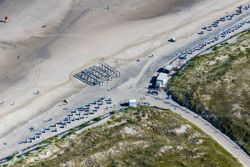 Norderney_Strand_Weisse_Düne_Ehemal_Kiosk_Weisse_Dne_ELS_6397050923 | NORDERNEY 05.09.2023 Sandstrand- mit Strandkörben am Nordstrand auf der Insel Norderney im Bundesland Niedersachsen, Deutschland. // Sandy beach with beach chairs on the northern beach on the island of Norderney in the state of Lower Saxony, Germany. Foto: Martin Elsen