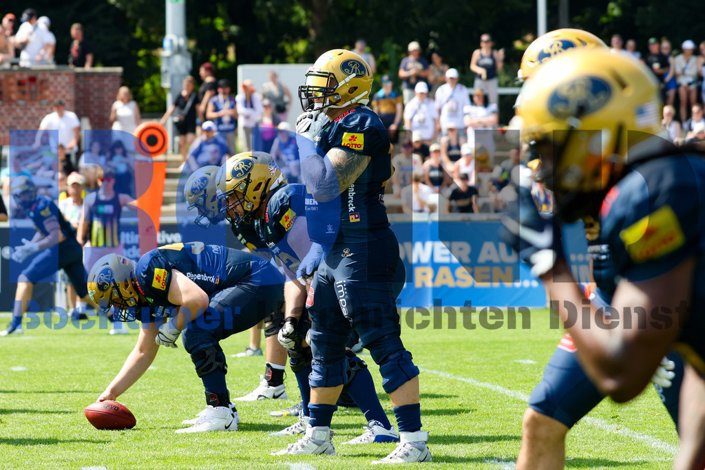 GFL: Potsdam Royals vs. Dresden Monarchs{date} -  | {headline}(Foto: Thomas Sobotzki / BOND) - Realisiert mit Pictrs.com