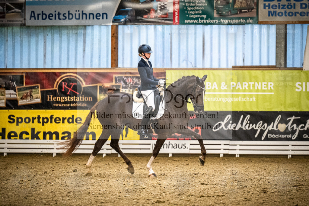 DOS_1705 | Entdecke hochwertige Reitturnierfotos von Foto Oger. Professionell, emotional und authentisch – jetzt Lieblingsmomente im Shop bestellen. - Realisiert mit Pictrs.com