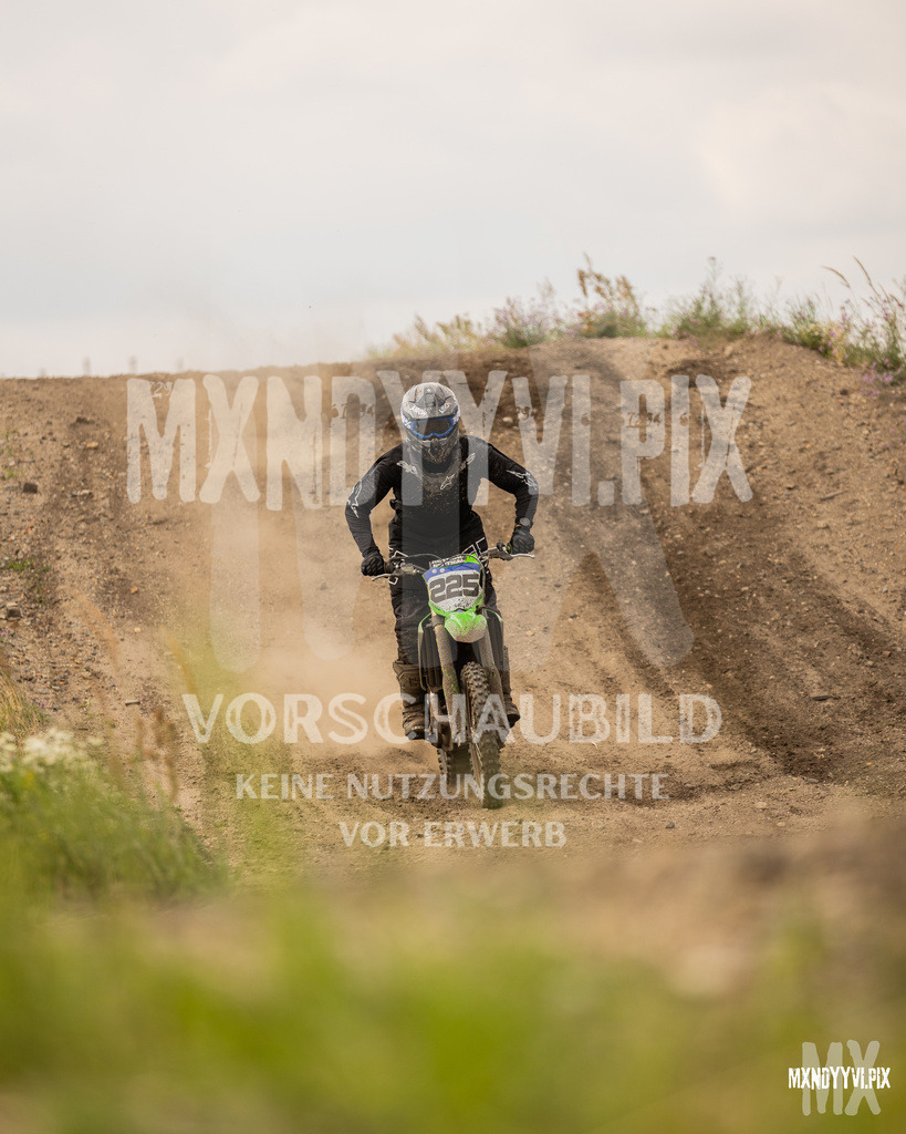 866A1643 | mxndyyvipix