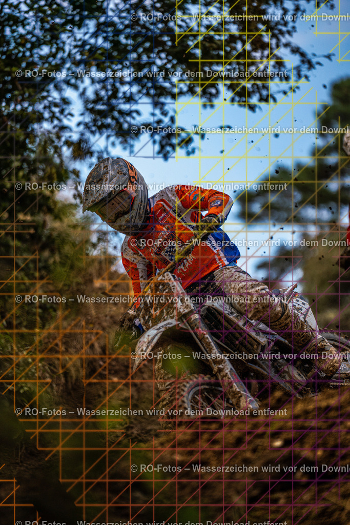 Sechshelden 2026 Sonntag  -2175 | Sportfotografie von RO-Fotos: Motorsport, Motocross, Enduro, Laufveranstaltungen und Triathlon. Professionelle Fotos von Sportlern und Events. - Realisiert mit Pictrs.com