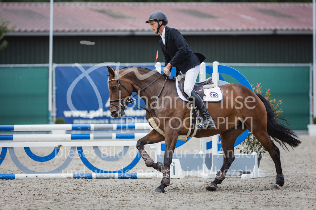 220705_Mühlen_SprPf-A3-367 | Late Entry Mühlen
05.07.2022
03 Springpferde-A**, 4-6jährige Pferde