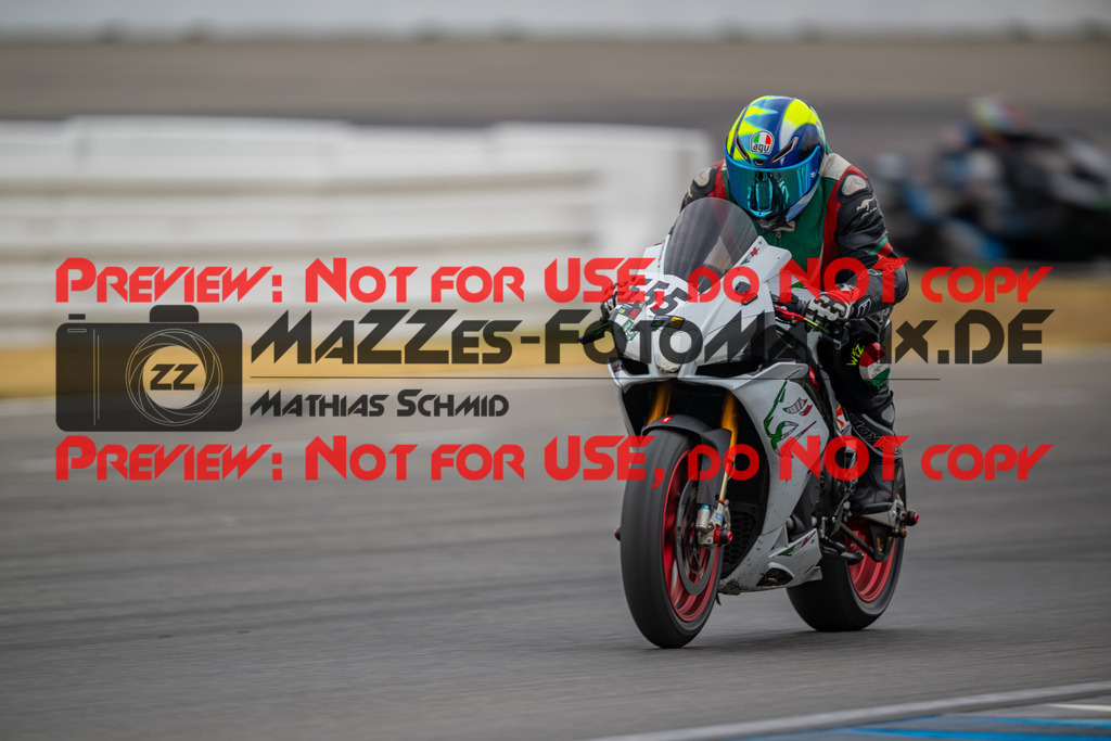 MaZZes-Fotomatrix-20260809-575486 | R1