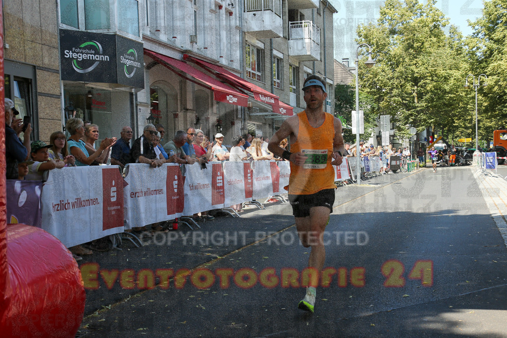 250621_1144_EX1_3884 | Sportfotografie im Rhein-Sieg Kreis, Köln, Bonn, NRW, Rheinland Pfalz, Hessen, etc. Unser Tätigkeitsfeld umfasst den Laufsport vom Volkslauf über den Marathon, Duathlon, Triathon bis zum Ultralauf wie Kölnpfad Ultra oder Schindertrail.