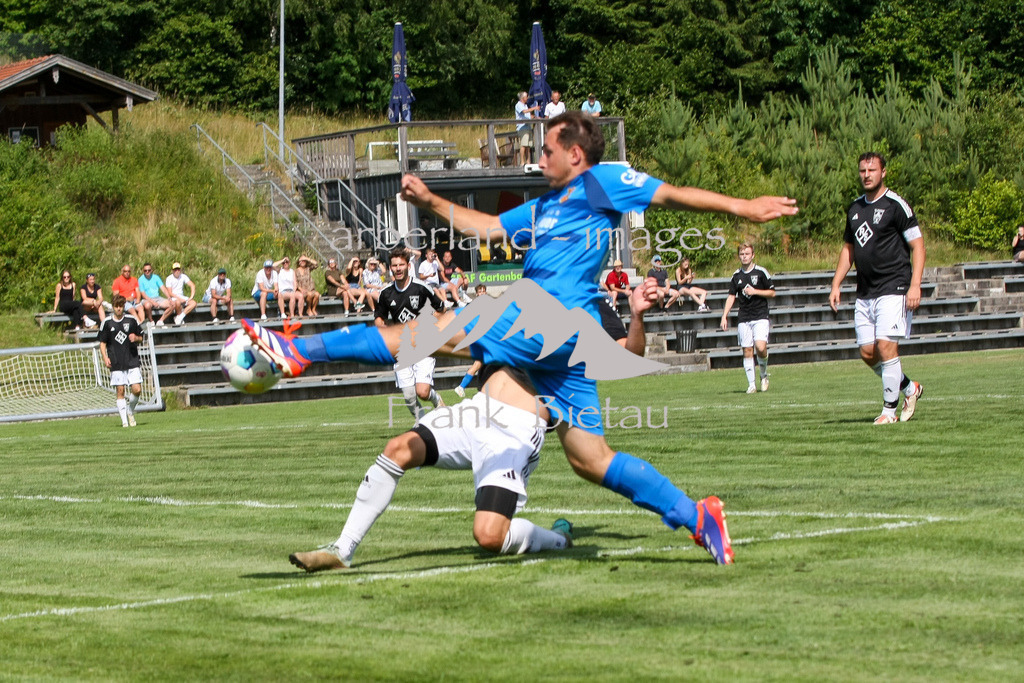 993T8584 | Medien- Sport- Entertainmentfotos