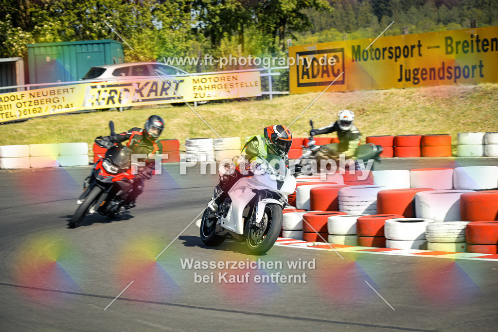 OBK_Mai_Justin_Uwe-10172 | Hier findet Ihr Bilder von Touristenfahrten auf der Nürburgring Nordschleife oder von anderen Veranstaltungen die ich besucht habe. Viel Spass beim Durch Schauen 