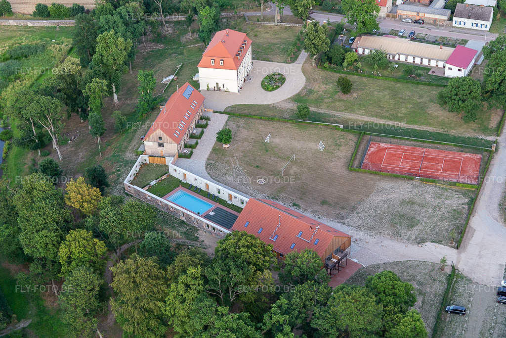 Luftbild: Gutshof Fredenwalde im Ortsteil Groß Fredenwalde in Gerswalde im Bundesland Brandenburg in Deutschland. Foto: IMG_116335.jpg vom 17.07.2019 durch Werner Riehm/FLY-FOTO.deKontakt - Gutshof Fredenwalde