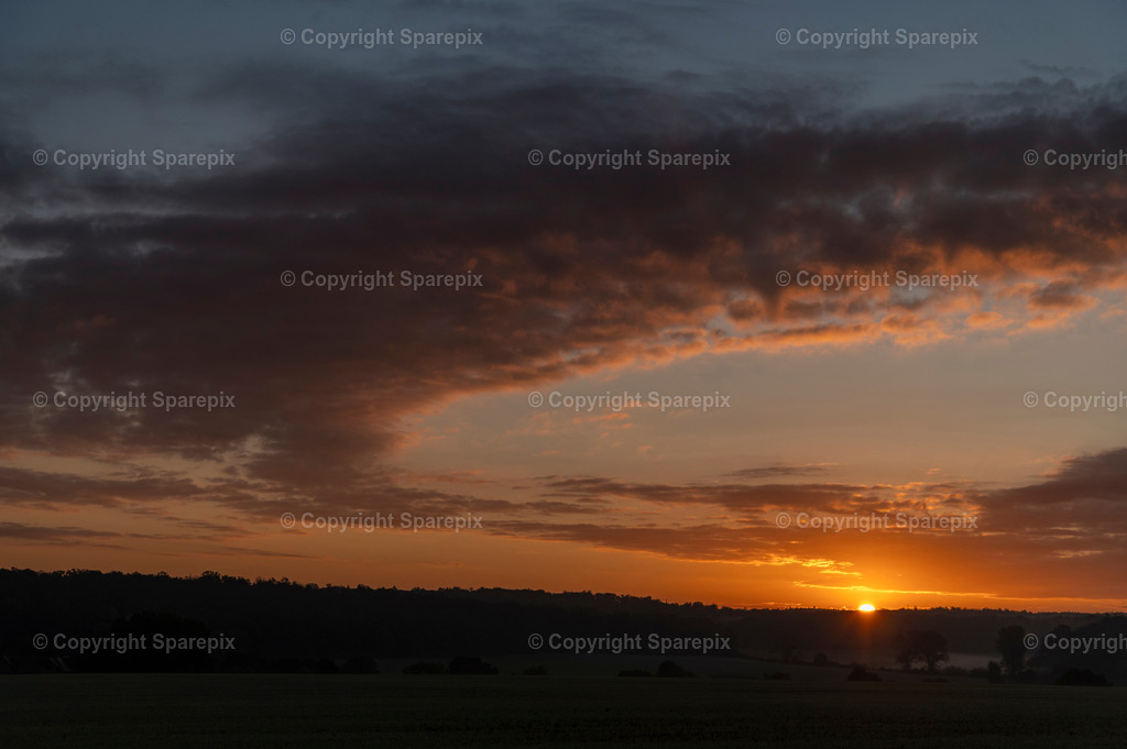 SKY_Dawn46 | sparepix - Realisiert mit Pictrs.com